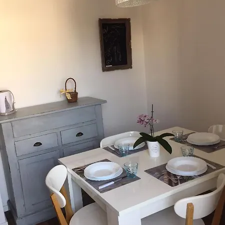 Roselyn Apartment Daire